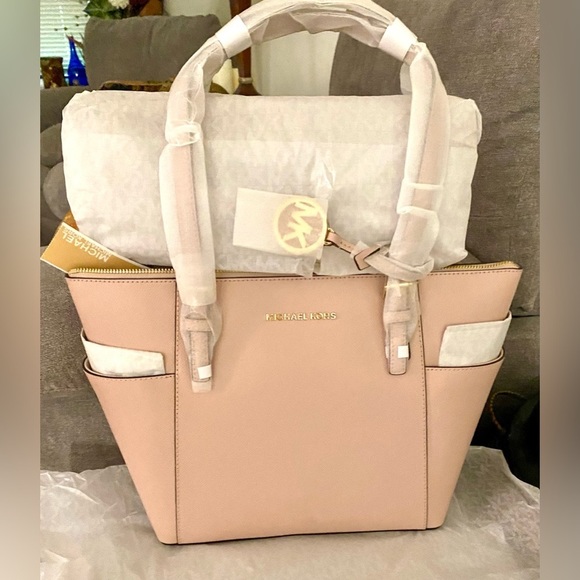 🪷NWT Michael Kors LARGE Jet Set Laptop Travel Shoulder Purse Tote-Soft Pink - Picture 7 of 12